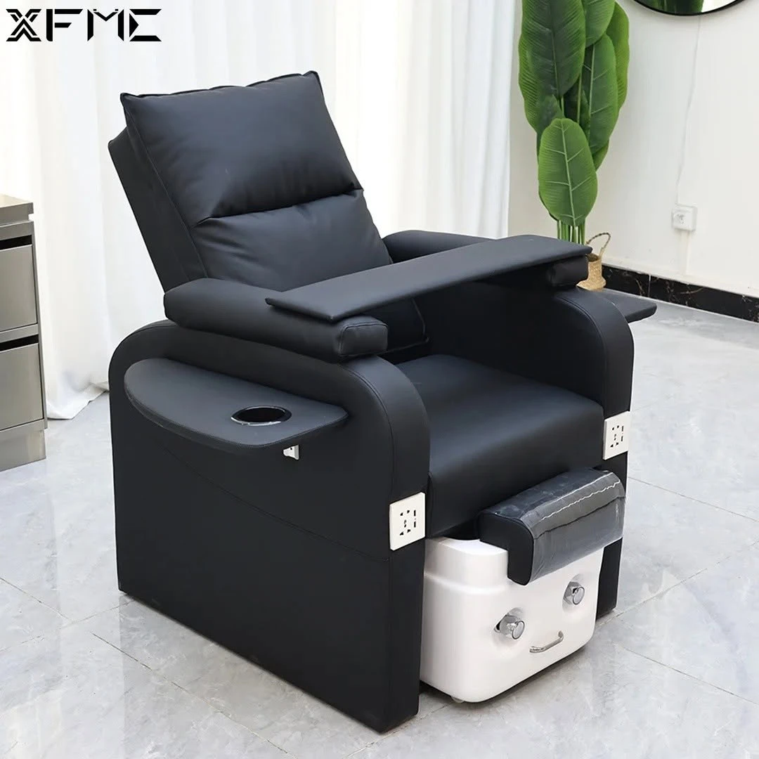 PEDICURE SPA CHAIR(FOOTSPA HAS NO BUBBLES) studio view 2